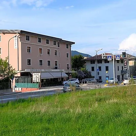 Almamed San Leonardo 3* Trento